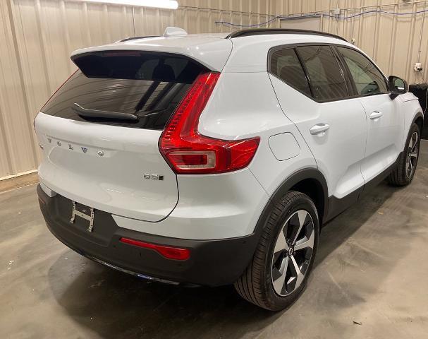 2026 Volvo XC40 - $33,455