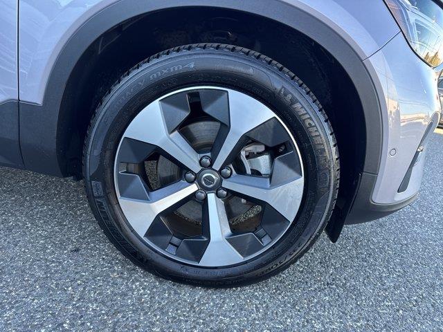 2026 Volvo XC40 - $34,799