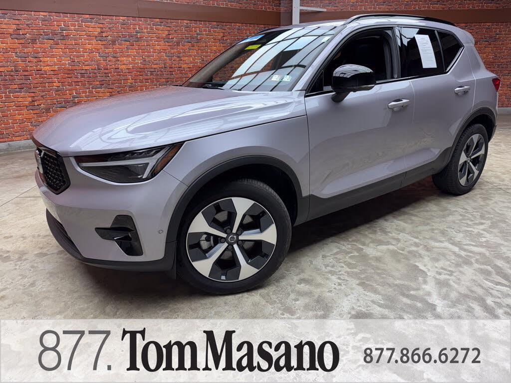 2026 Volvo XC40 - $38,510