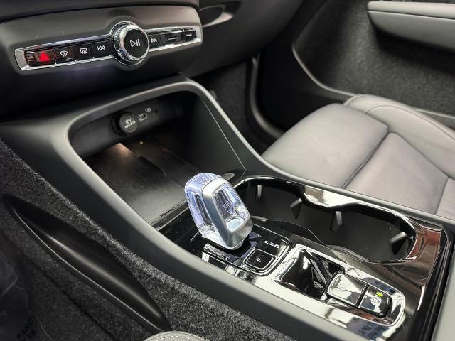 2026 Volvo XC40 - $37,010