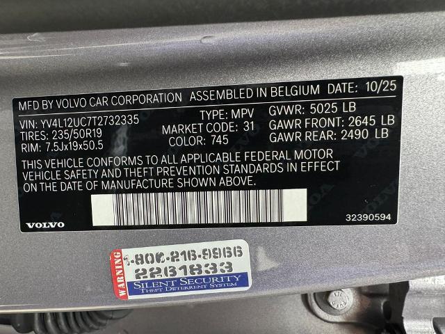2026 Volvo XC40 - $37,010