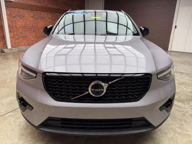 2026 Volvo XC40 - $36,510