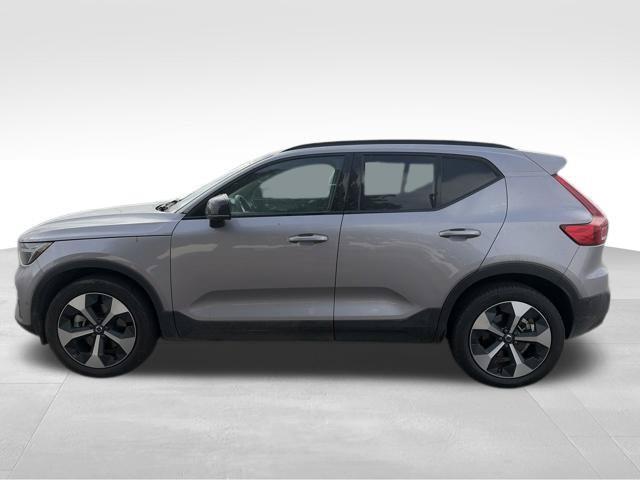 2026 Volvo XC40 - $35,750