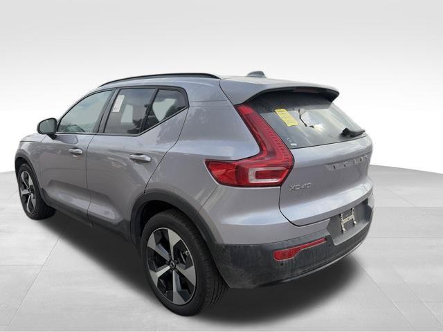 2026 Volvo XC40 - $35,750