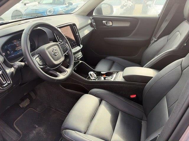 2026 Volvo XC40 - $35,750