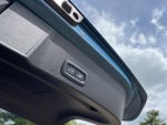 2025 XC40 Thumbnail 9