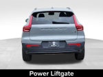 2025 XC40 Thumbnail 8