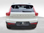 2026 XC40 Thumbnail 6