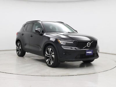 2025 Volvo XC40 AWD B5 Plus Dark Theme 4DR SUV