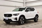 2025 XC40 Thumbnail 1