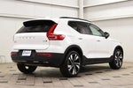 2025 XC40 Thumbnail 6