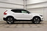 2025 XC40 Thumbnail 7