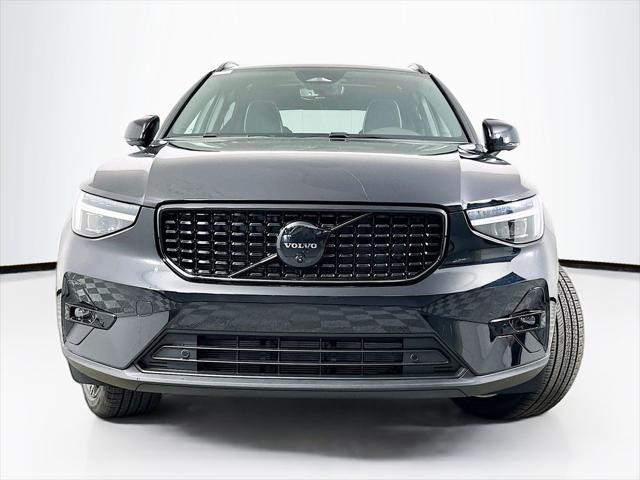 2026 Volvo XC40 - $52,130