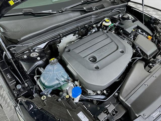 2026 Volvo XC40 - $52,130