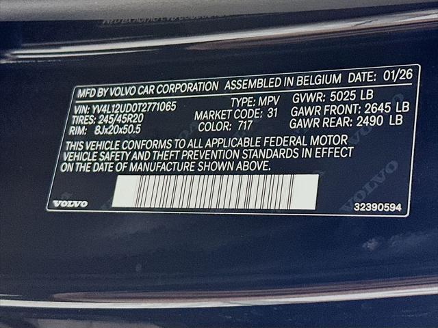 2026 Volvo XC40 - $52,130
