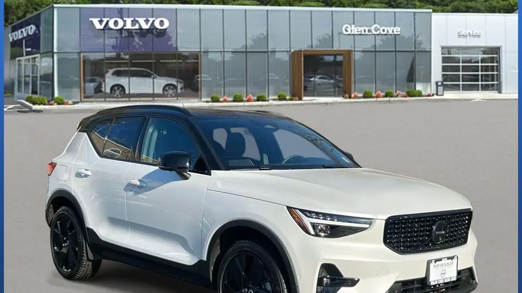 Preowned 2026 Volvo XC40 B5 Ultra Black Edition for Sale