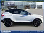 2026 XC40 Thumbnail 3