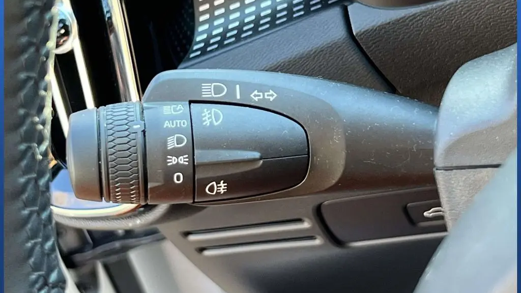 2026 Volvo XC40 B5 Ultra Black Edition
