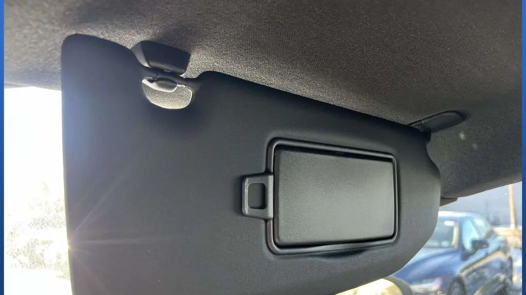 2026 Volvo XC40 B5 Ultra Black Edition