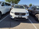 2025 XC40 Thumbnail 2