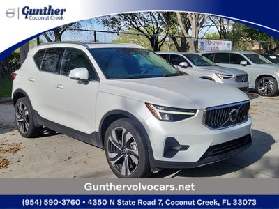 Photo of a 2023 Volvo XC40 AWD B5 Plus Bright Theme 4DR SUV for sale