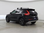 2023 XC40 Thumbnail 2