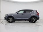 2023 XC40 Thumbnail 3
