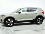 2024 XC40 Thumbnail 8