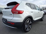 2025 XC40 Thumbnail 6