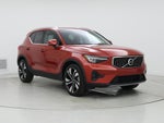 2023 XC40 Thumbnail 1