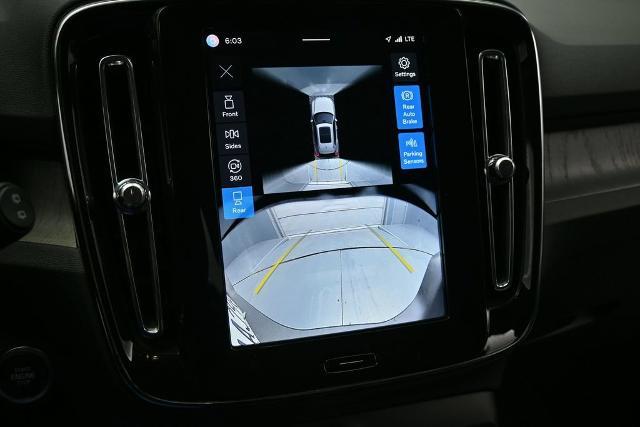 2025 Volvo XC40 - $29,585