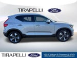 2025 XC40 Thumbnail 3