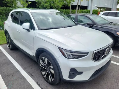 Photo of a 2023 Volvo XC40 AWD B5 Plus Bright Theme 4DR SUV for sale
