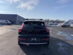 2024 XC40 Thumbnail 6
