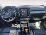 2024 XC40 Thumbnail 13