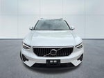 2025 XC40 Thumbnail 5