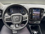 2025 XC40 Thumbnail 9
