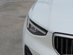 2025 XC40 Thumbnail 7