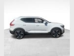 2025 XC40 Thumbnail 1