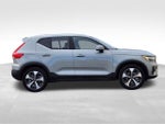 2024 XC40 Thumbnail 10