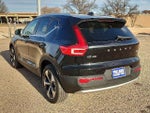 2025 XC40 Thumbnail 2
