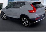2025 XC40 Thumbnail 2