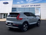 2025 XC40 Thumbnail 5