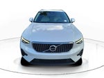 2023 XC40 Thumbnail 2