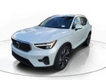 2023 XC40 Thumbnail 3