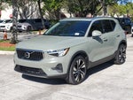 2023 XC40 Thumbnail 6