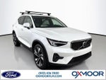 2023 XC40 Thumbnail 1