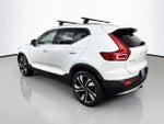 2023 XC40 Thumbnail 5