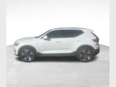 Photo of a 2024 Volvo XC40 AWD B5 Plus Bright Theme 4DR SUV for sale