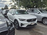 2024 XC40 Thumbnail 3